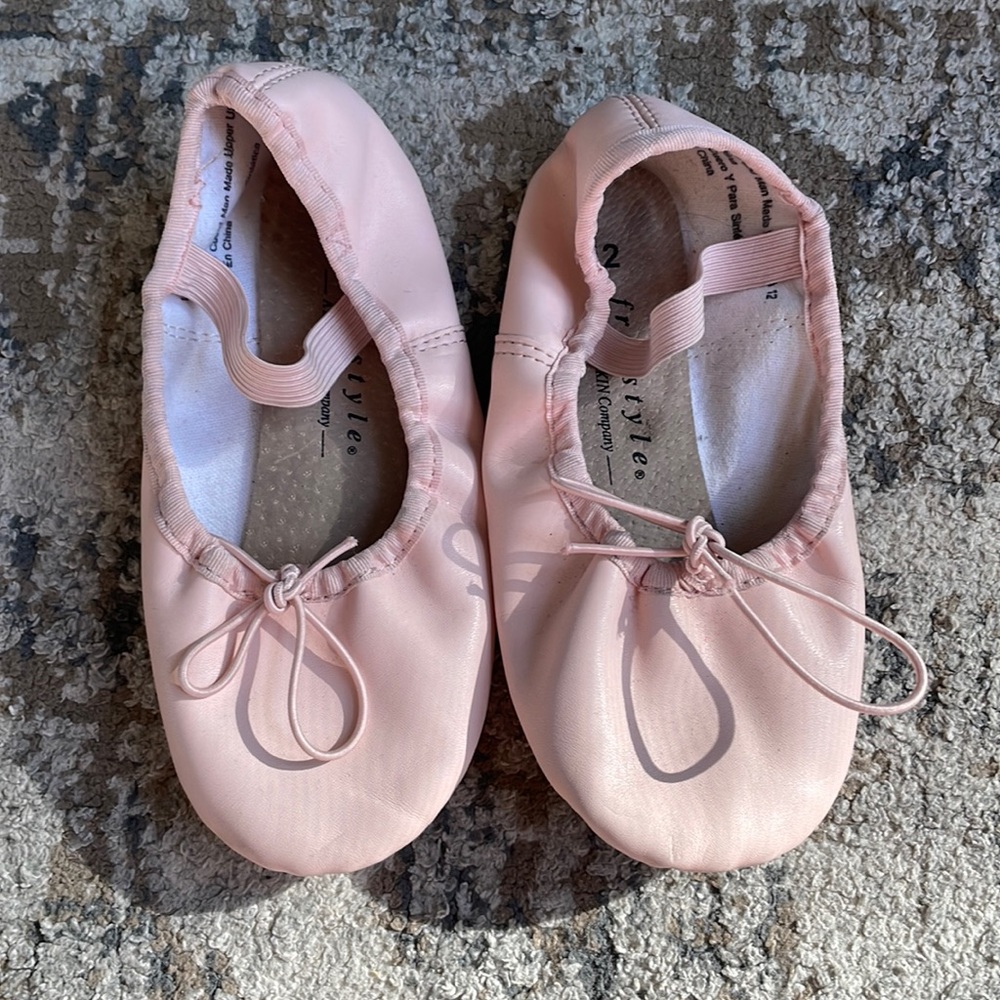 Ballet shoes